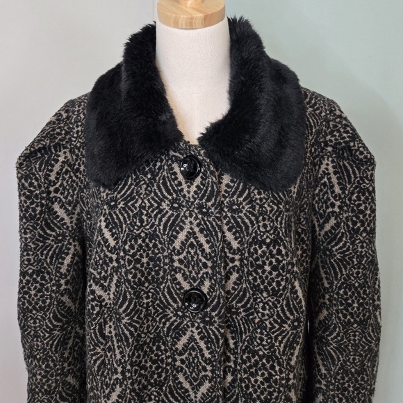 Steve Madden Wool Blend Coat Retro Tapestry Brocade Removable FauxFur Collar 2XL - Picture 3 of 9